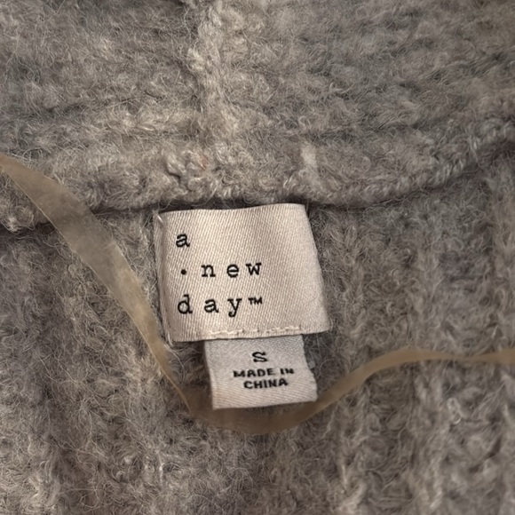 Target Striped Sweater - Picture 3 of 4